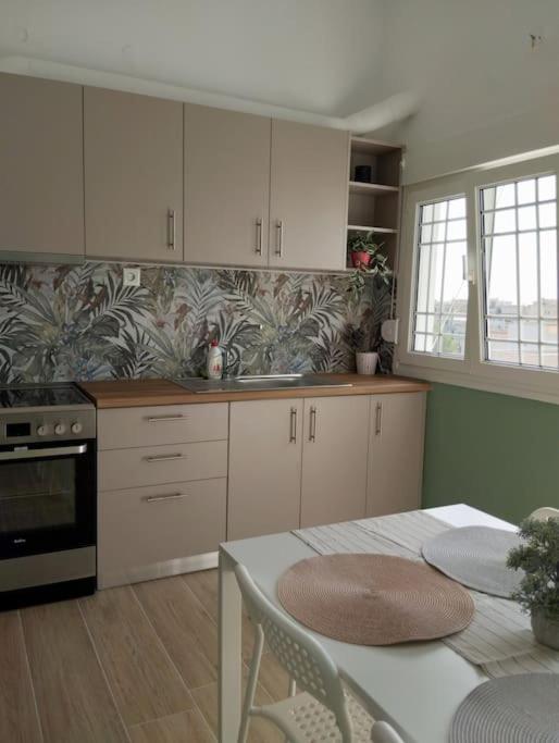 Vicky'S Central Apartment Corinth Ngoại thất bức ảnh