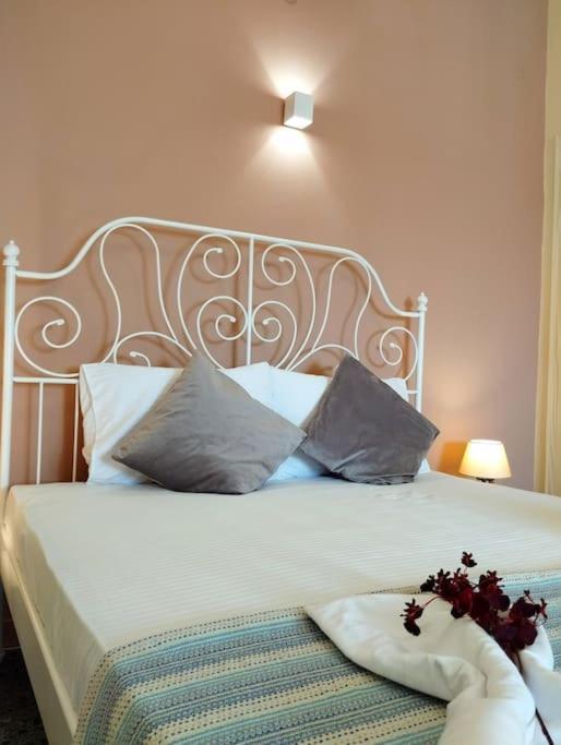 Vicky'S Central Apartment Corinth Ngoại thất bức ảnh